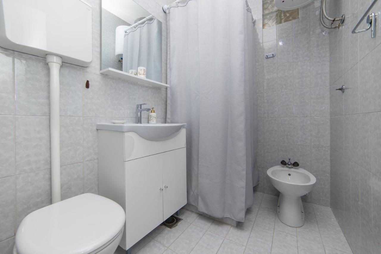 Apartmani Aida Zivogosce Exterior photo
