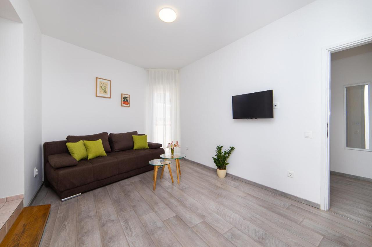 Apartmani Aida Zivogosce Exterior photo