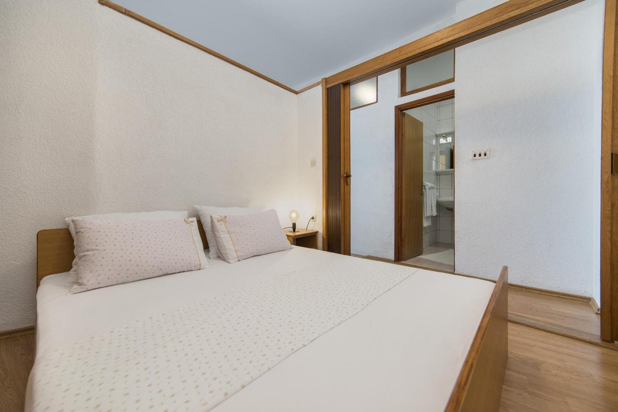 Apartmani Aida Zivogosce Room photo